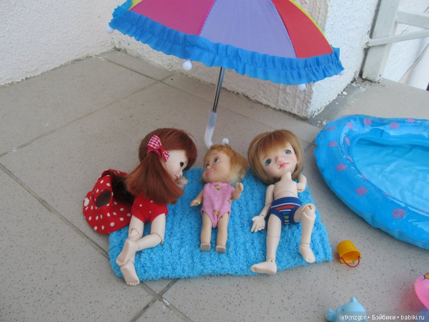 У бассейна — Фотоистории с куклами BJD (БЖД): сериалы