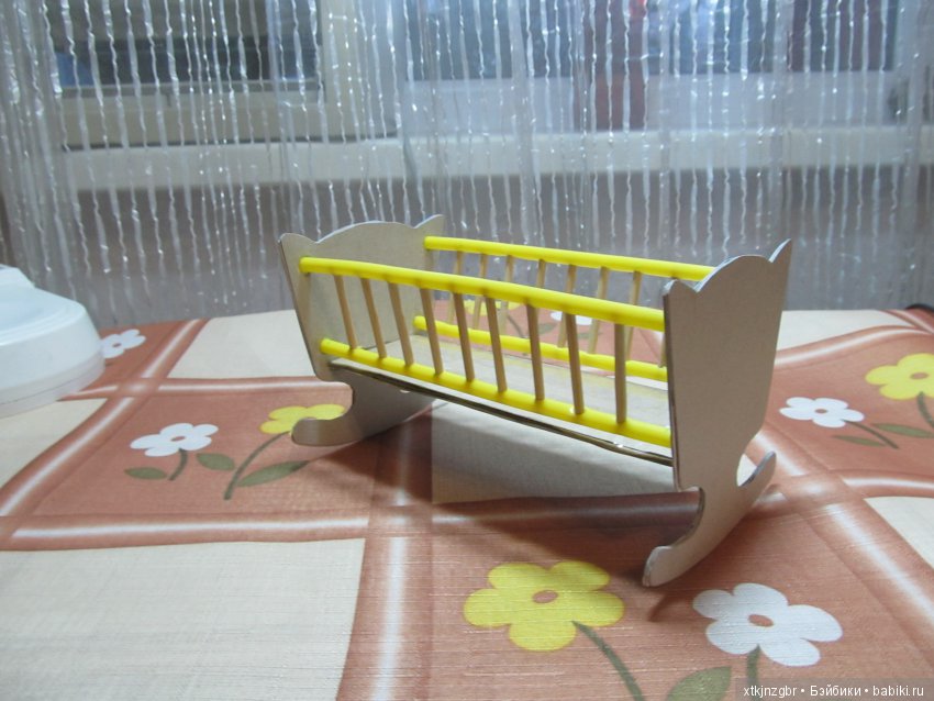 И снова квартирный вопрос или мастер-класс кроватки-колыбельки