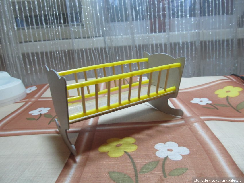 И снова квартирный вопрос или мастер-класс кроватки-колыбельки