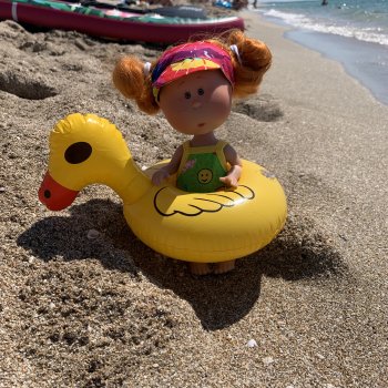 Люська на море