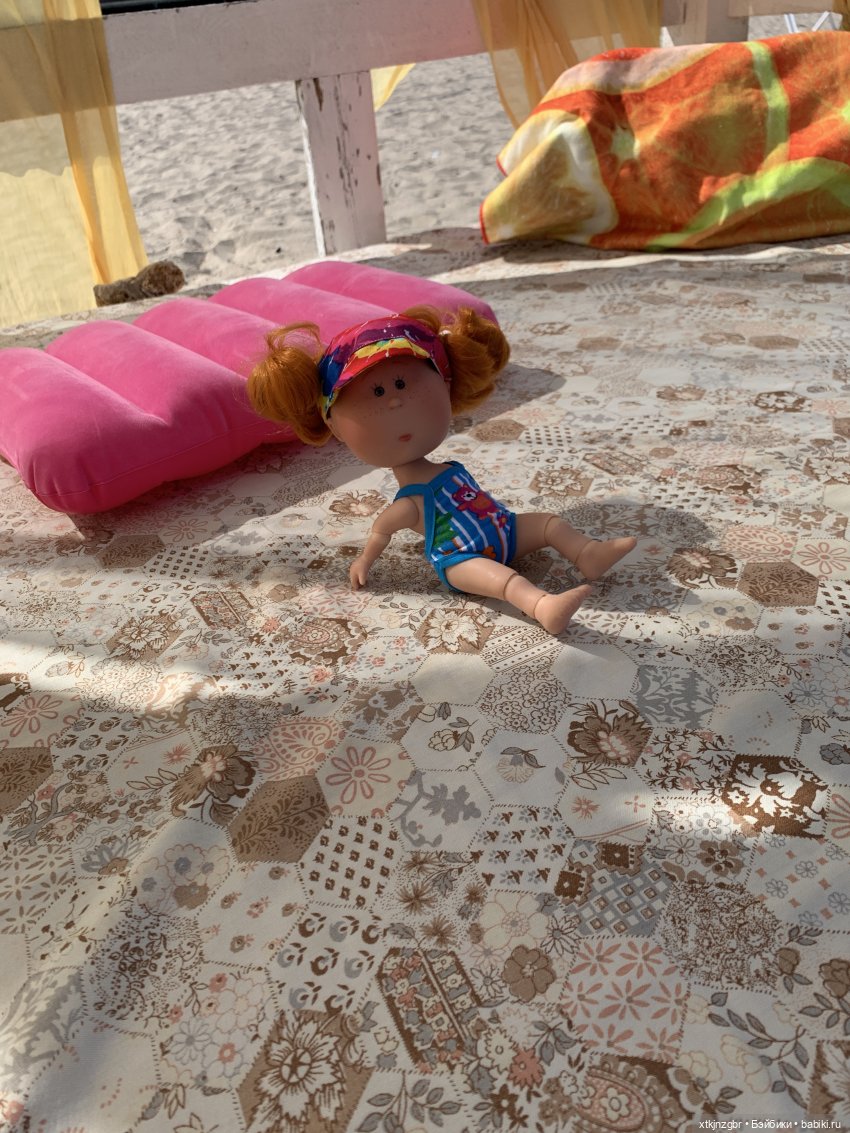 И снова Люська на море — Куклы Nines d'Onil (Нинес): Миа (Mia)