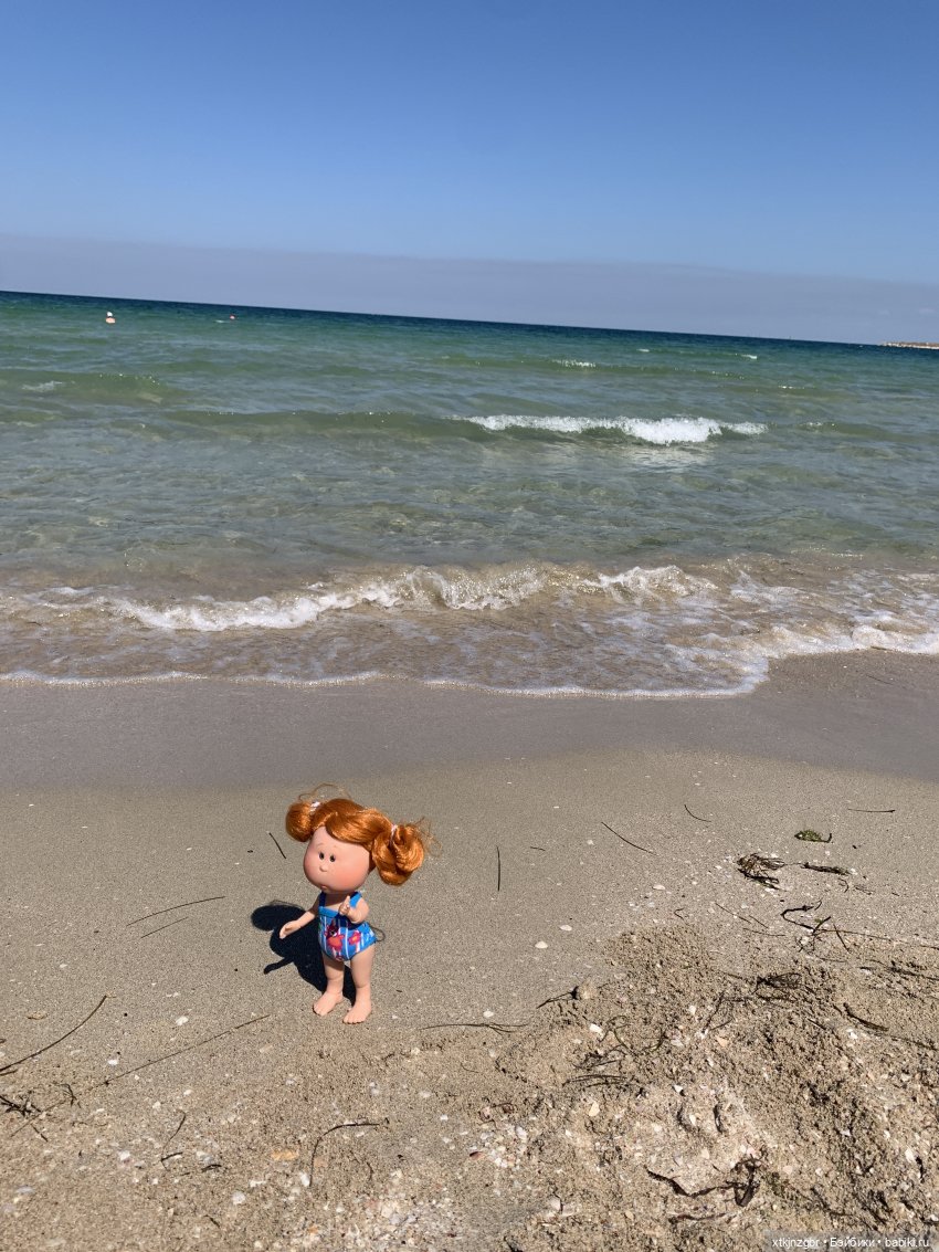 И снова Люська на море — Куклы Nines d'Onil (Нинес): Миа (Mia) (фото 8)