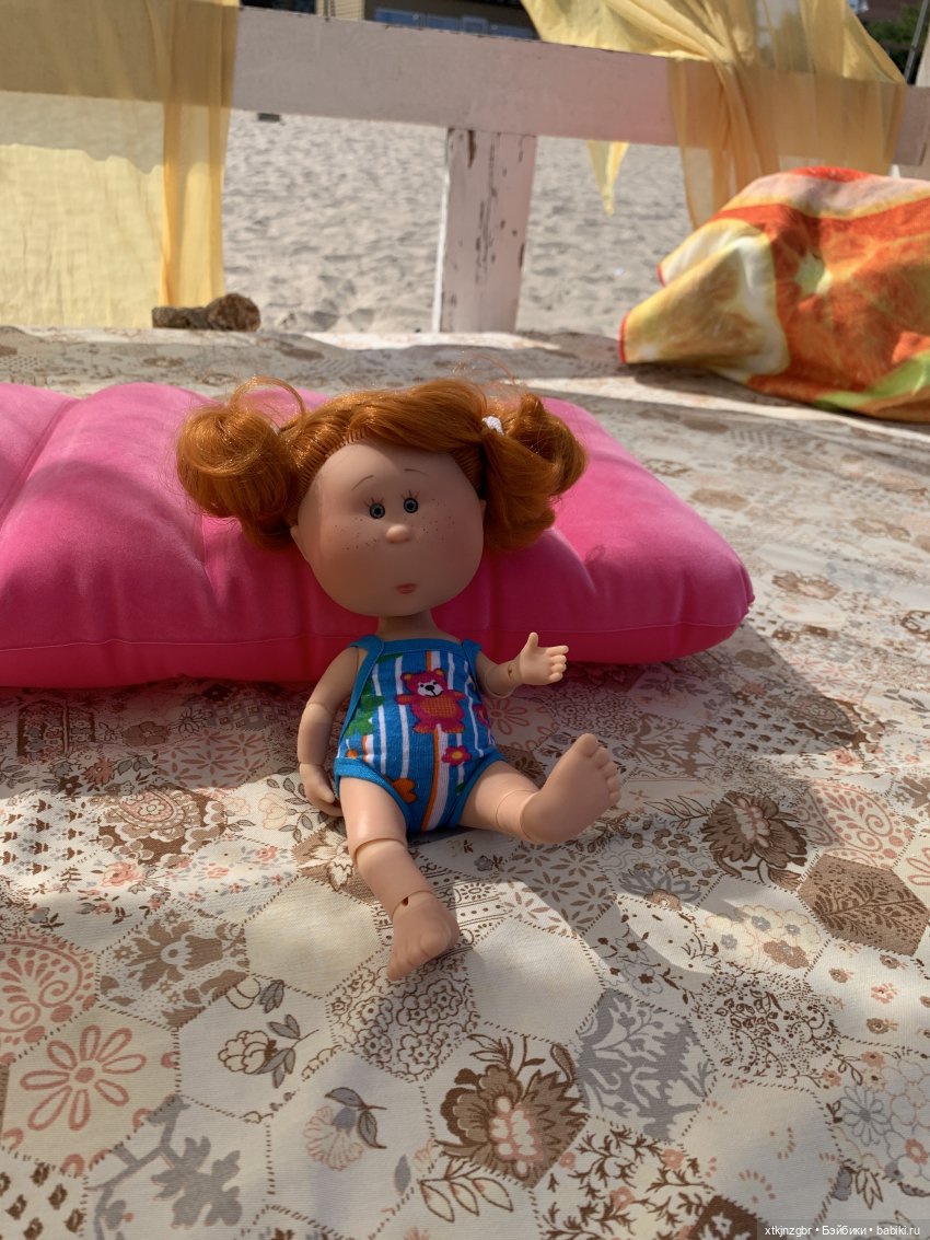 И снова Люська на море — Куклы Nines d'Onil (Нинес): Миа (Mia)