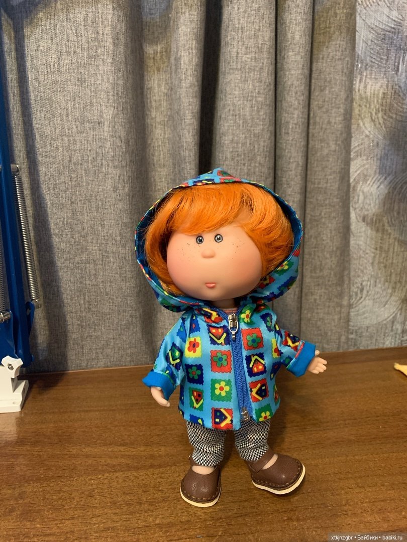 Новая курточка — Куклы Nines d'Onil (Нинес): Миа (Mia) (фото 8)