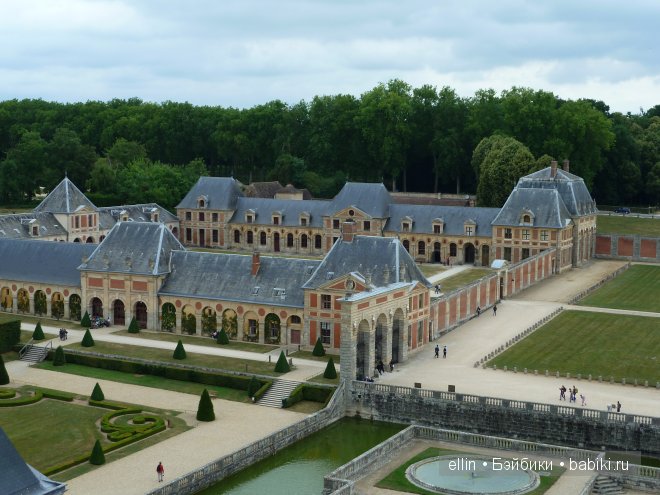 Замок Во-ле-Виконт - прообраз Версаля (фото 6)