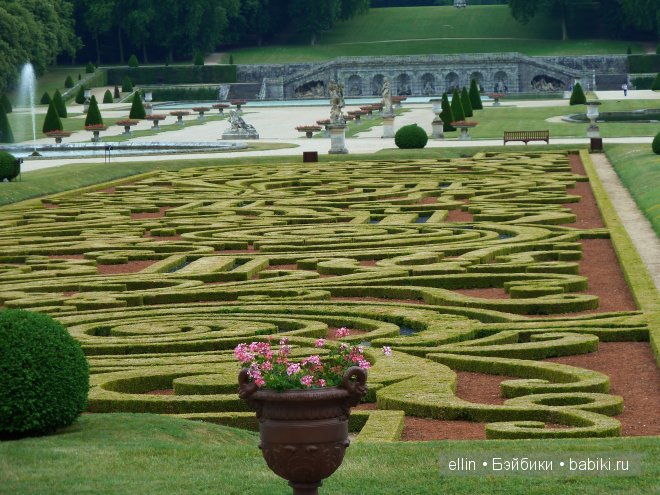 Замок Во-ле-Виконт - прообраз Версаля