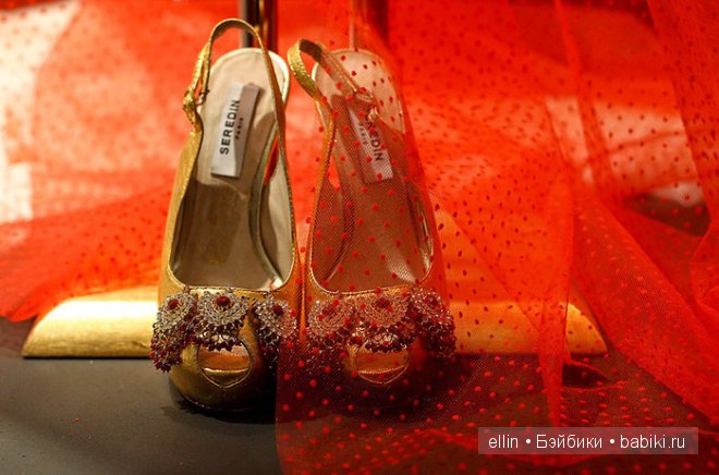 О выставке "Мир Людмилы Гурченко"