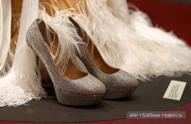 О выставке "Мир Людмилы Гурченко"