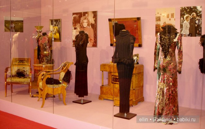 О выставке "Мир Людмилы Гурченко"