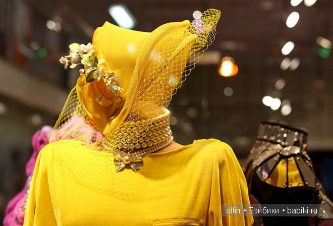 О выставке "Мир Людмилы Гурченко"