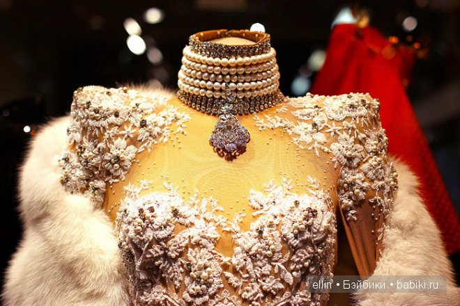 О выставке "Мир Людмилы Гурченко"