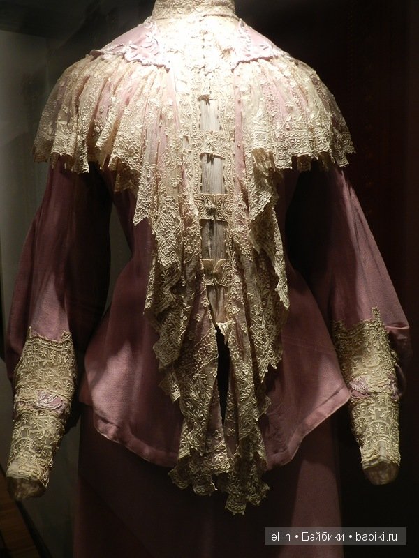 Выставка императорского и придворного костюма в Эрмитаже (2014 год)