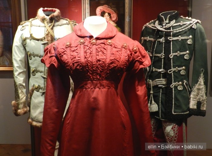 Выставка императорского и придворного костюма в Эрмитаже (2014 год)