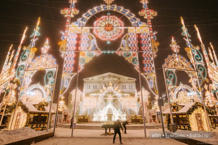 Новогодняя и рождественская Москва