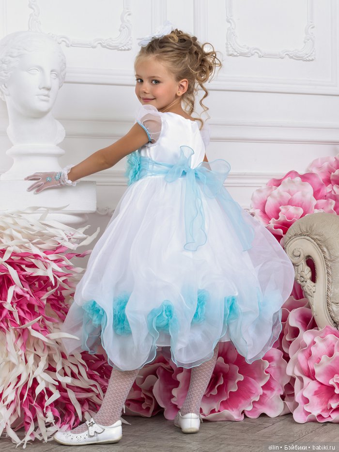 Красивые платья для девочек. Почему бы не сшить такие же куклам