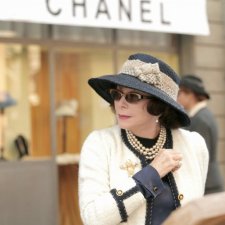 В мире мудрых мыслей. Изречения неподражаемой Коко Шанель.