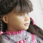 Девочка-загадка — Лара от Ilse Wippler