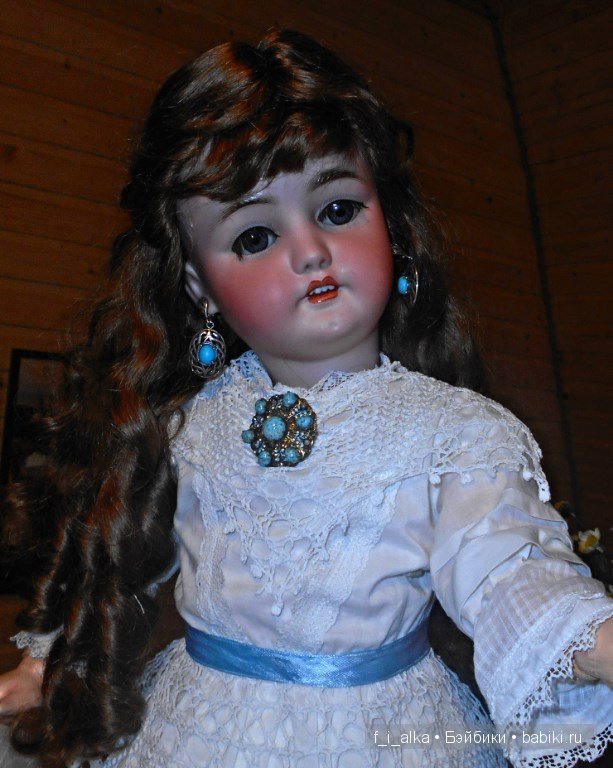 Маленькая история больших кукол