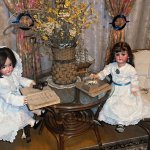 Маленькая история больших кукол