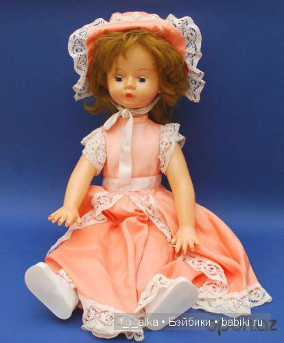 Клеймо «слоник»: не ранние куклы СССР завода «Кругозор»; куклы фабрики «Венибе»: не путать с ПО «Неринга»
