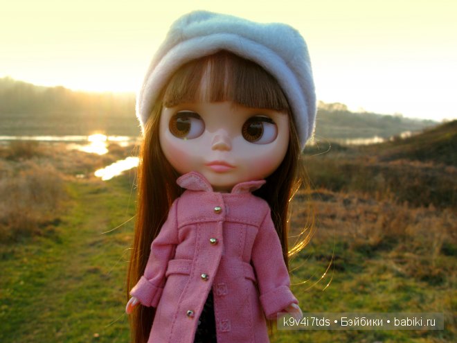 Путешествие на водопад. Raspberry Sorbet Blythe (год выпуска 2011)