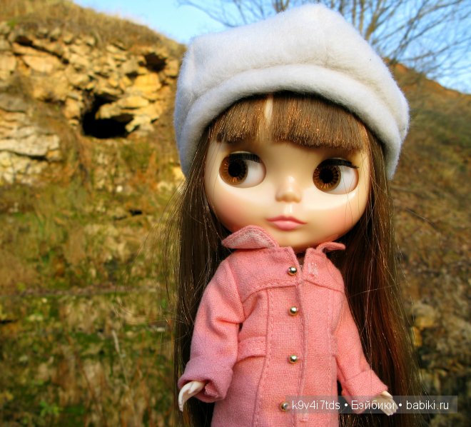 Blythe doll