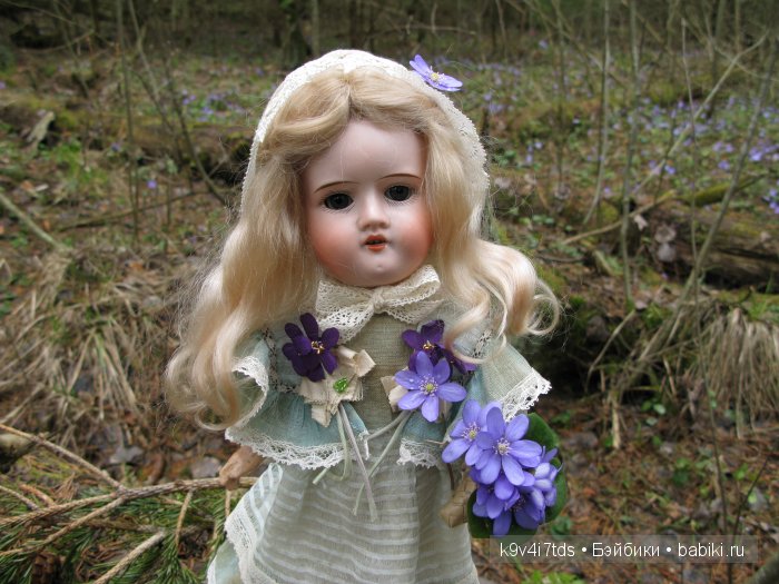 антикварная кукла