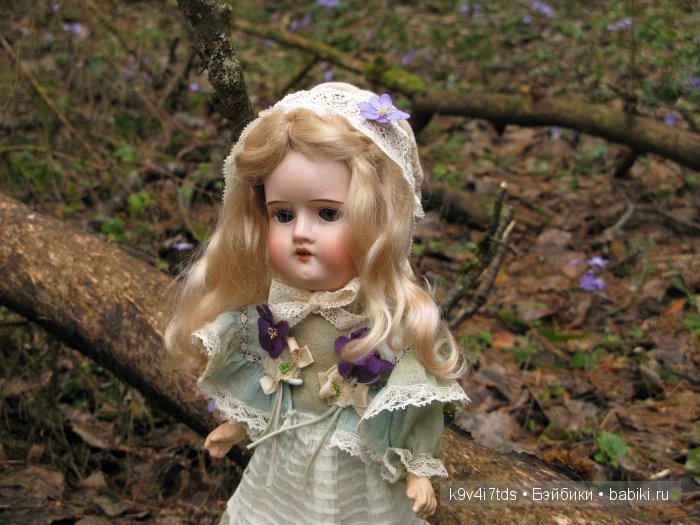 антикварная кукла