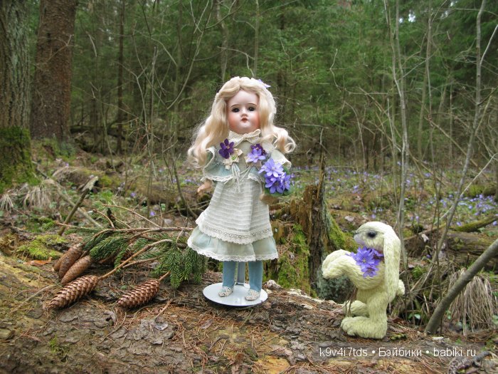 антикварная кукла