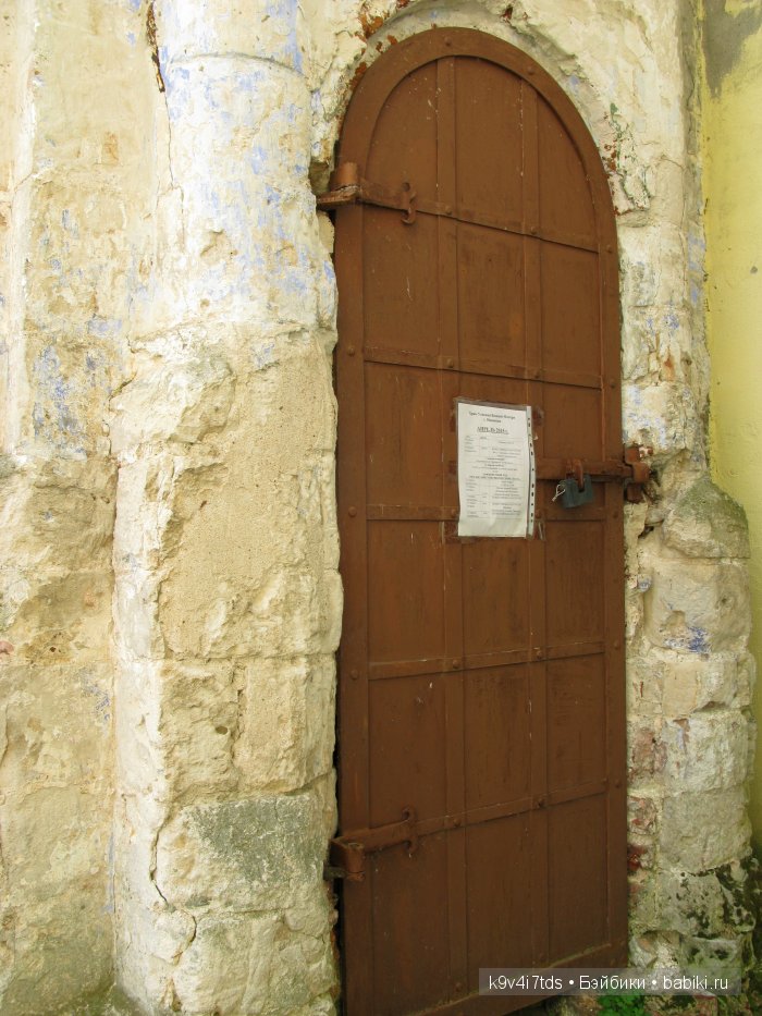 По дороге в Старицу. Иваниши, Церковь Успения Пресвятой Богородицы. Часть вторая