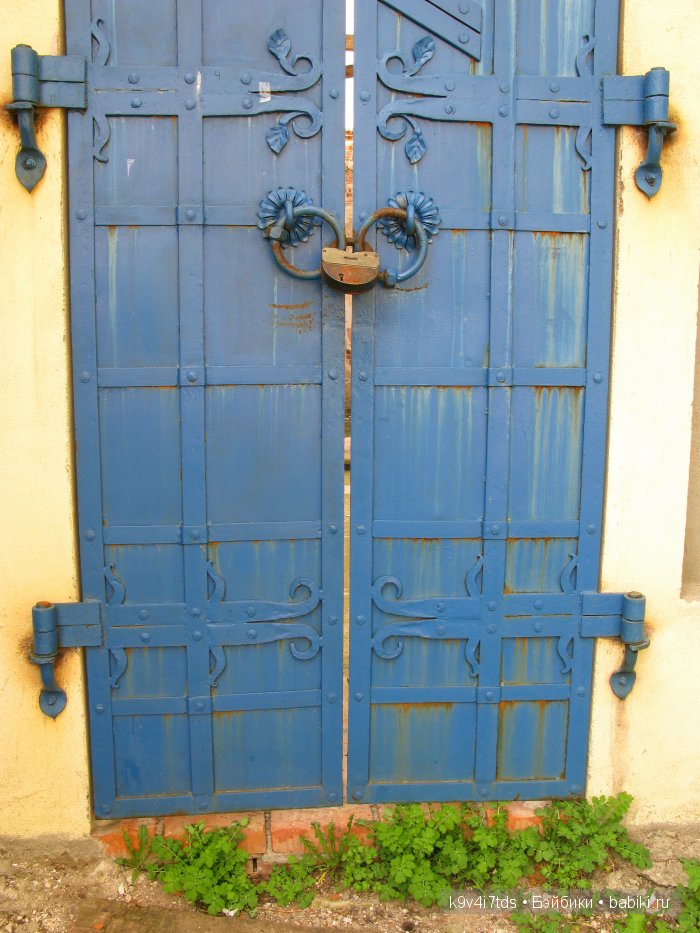 По дороге в Старицу. Иваниши, Церковь Успения Пресвятой Богородицы. Часть вторая