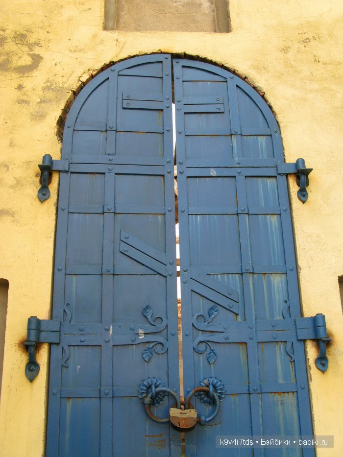 По дороге в Старицу. Иваниши, Церковь Успения Пресвятой Богородицы. Часть вторая