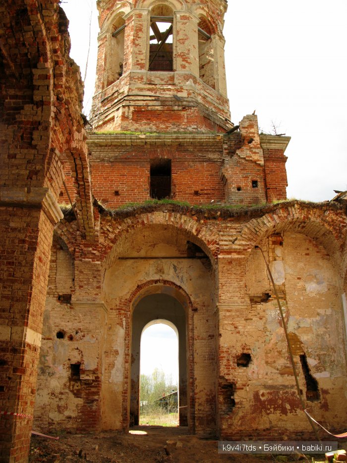 Свет разрушенного храма. Троицкая церковь, село Заборовье, Калининский район Тверской области