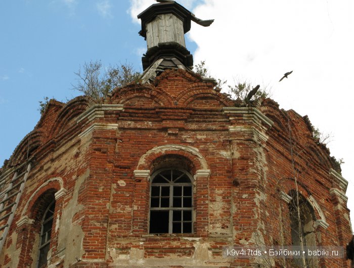 Свет разрушенного храма. Троицкая церковь, село Заборовье, Калининский район Тверской области