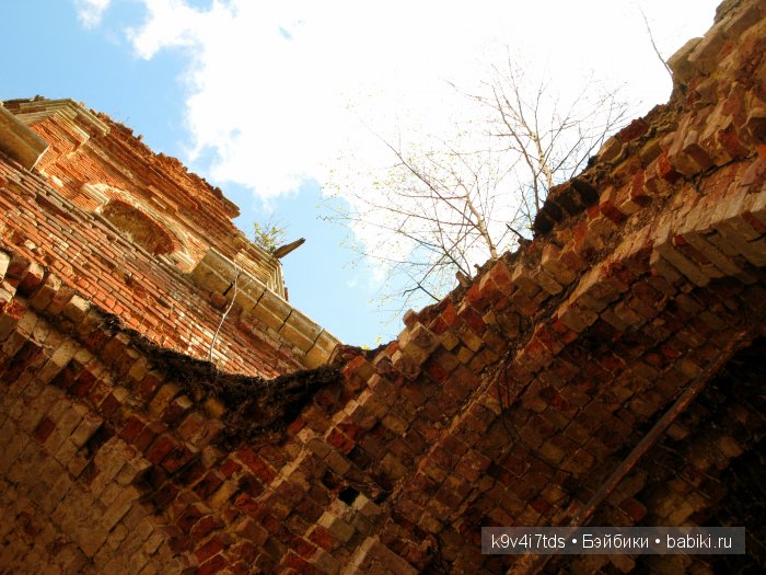 Свет разрушенного храма. Троицкая церковь, село Заборовье, Калининский район Тверской области