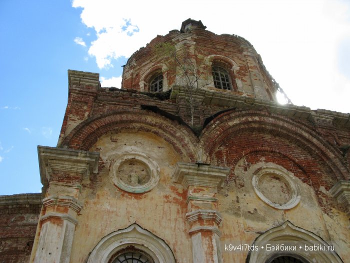 Свет разрушенного храма. Троицкая церковь, село Заборовье, Калининский район Тверской области