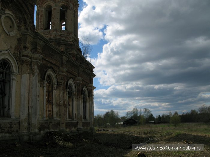 Свет разрушенного храма. Троицкая церковь, село Заборовье, Калининский район Тверской области