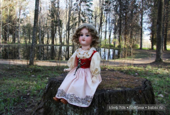 Антикварная кукла от Armand Marseille