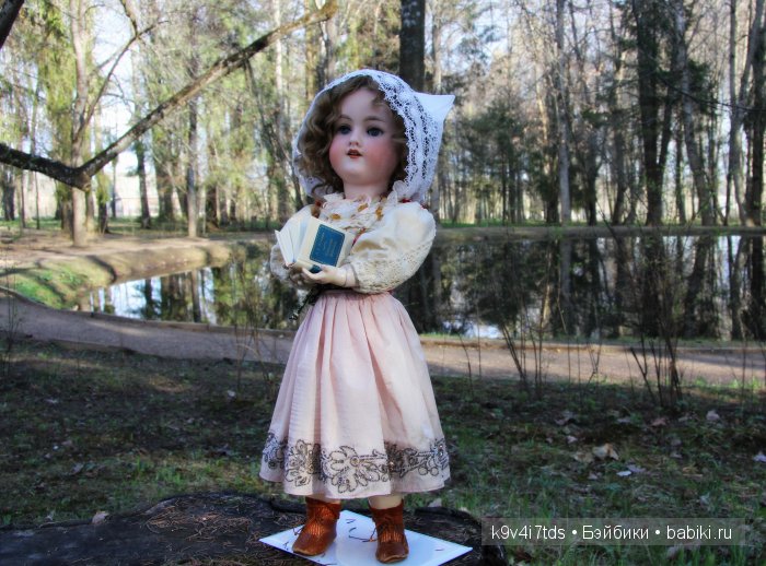 Антикварная кукла от Armand Marseille