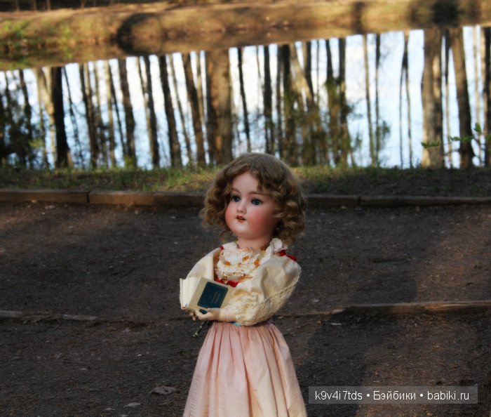 Антикварная кукла от Armand Marseille