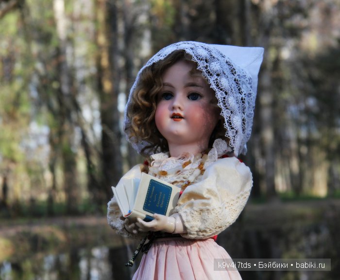 Антикварная кукла от Armand Marseille