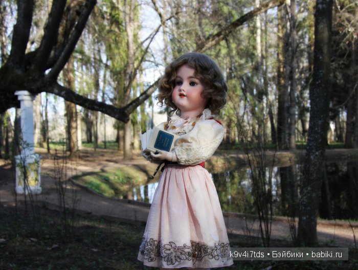 Антикварная кукла от Armand Marseille