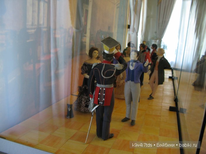 Путешествие с Натали по Тверскому Пушкинскому кольцу - кукла производства SFBJ молд 301