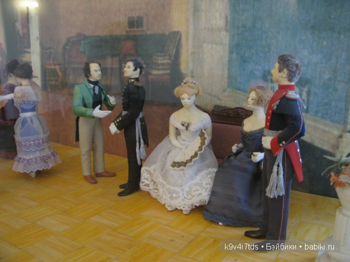 Путешествие с Натали по Тверскому Пушкинскому кольцу - кукла производства SFBJ молд 301