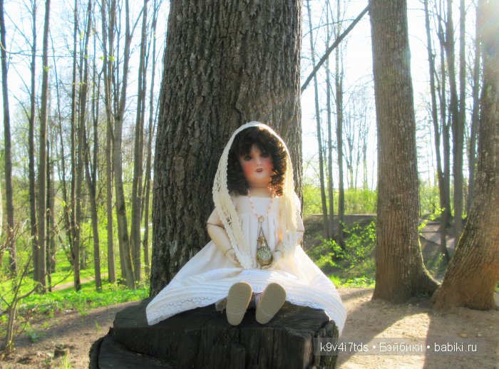 Путешествие с Натали по Тверскому Пушкинскому кольцу - кукла производства SFBJ молд 301