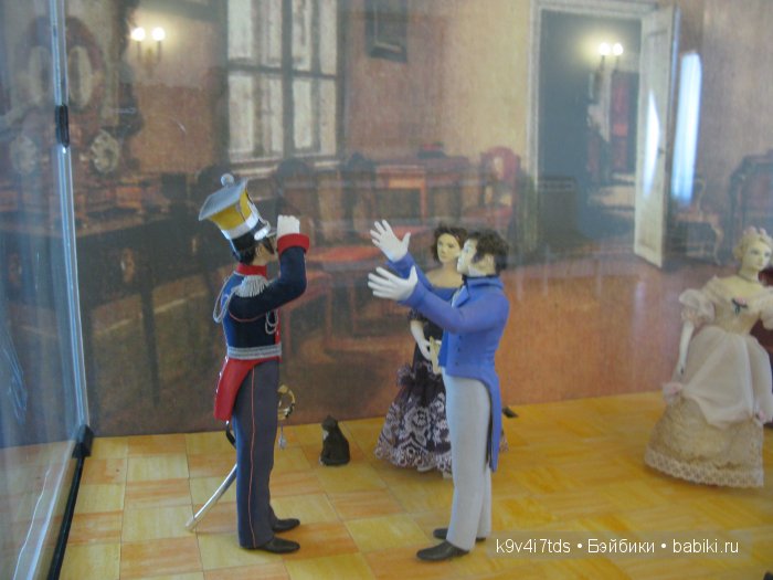 Путешествие с Натали по Тверскому Пушкинскому кольцу - кукла производства SFBJ молд 301 (фото 9)