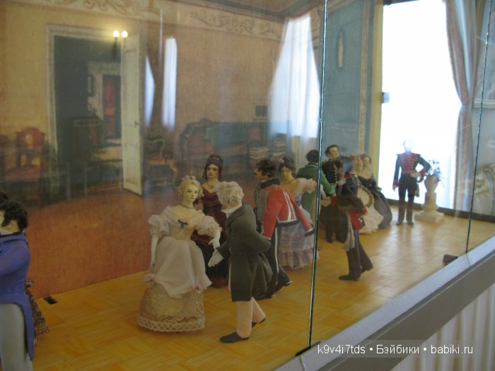 Путешествие с Натали по Тверскому Пушкинскому кольцу - кукла производства SFBJ молд 301