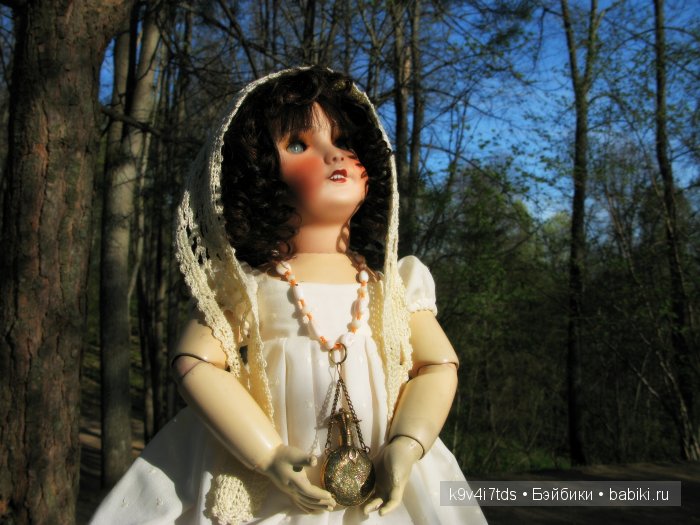 Путешествие с Натали по Тверскому Пушкинскому кольцу - кукла производства SFBJ молд 301