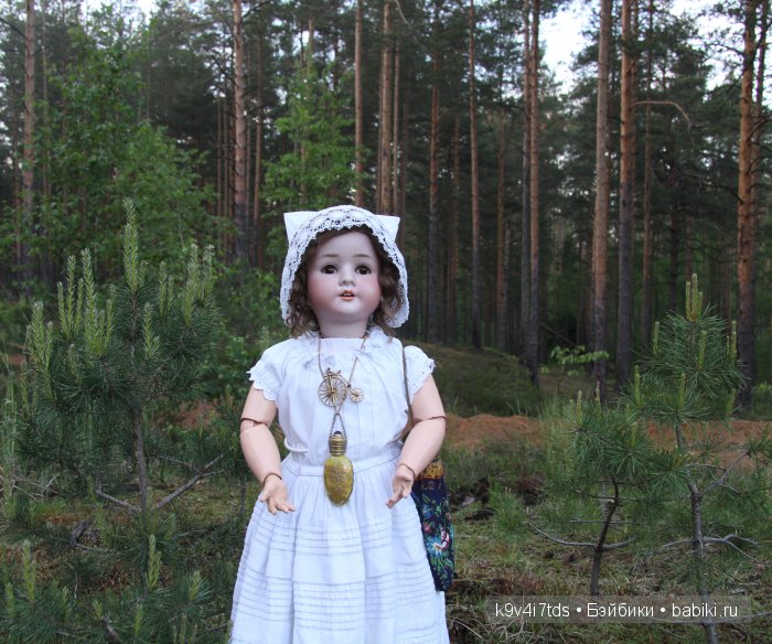 антикварная кукла