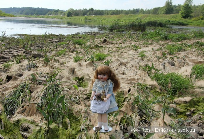 антикварная кукла